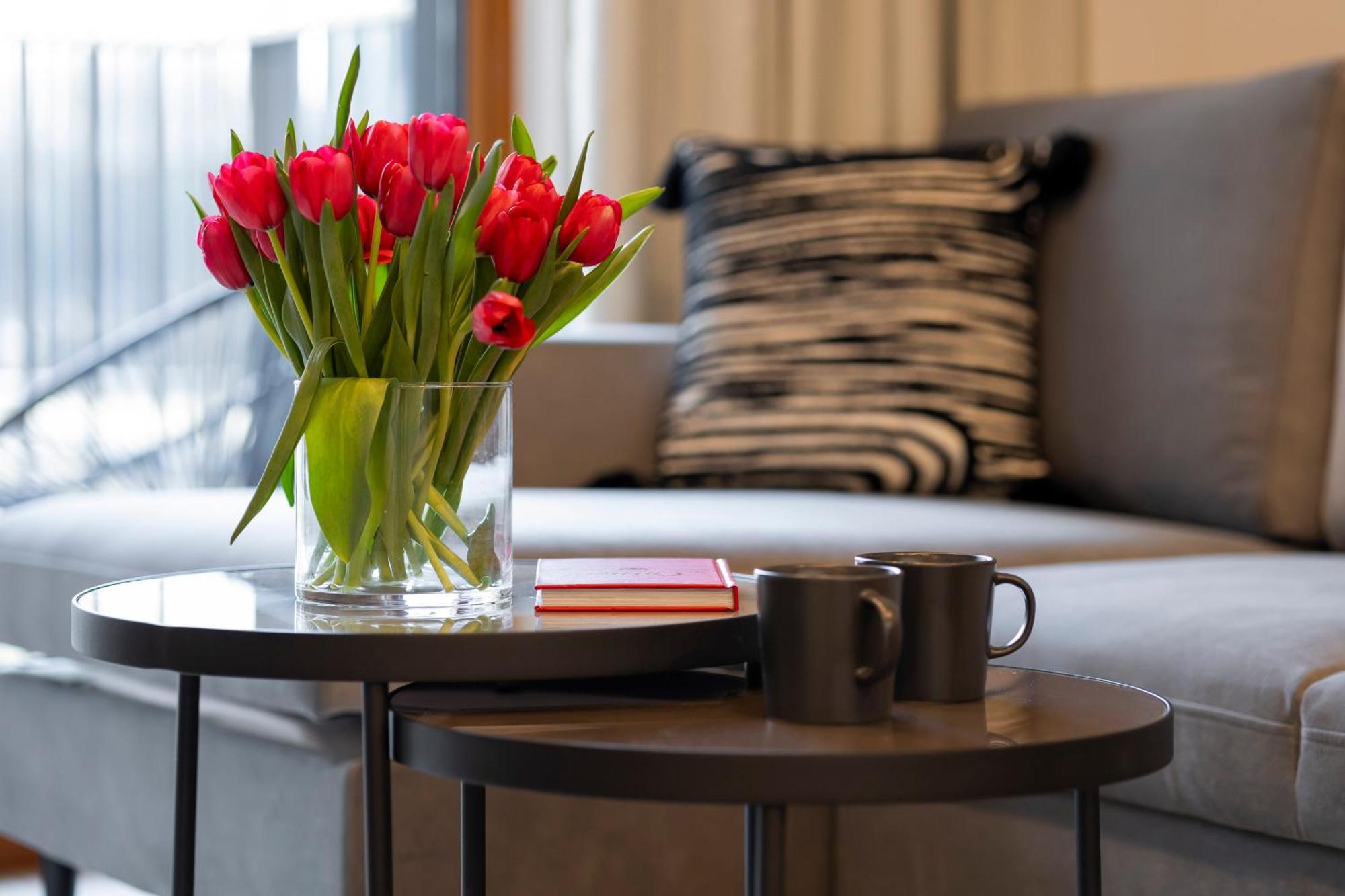 Three-bedroom Mokotow With Balcony By Renters Lägenhet *